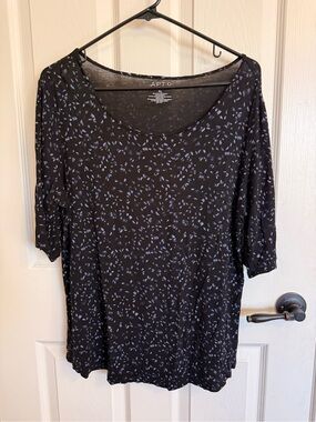 Apt. 9 XL Black Blue Abstract Leaf Print 3/4 Sleeve Stretch Top